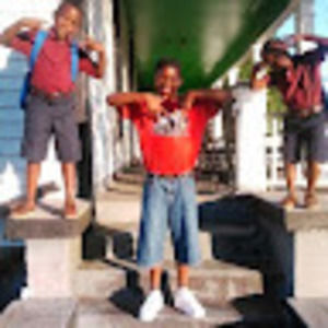 Meet your Posher, Gwinette